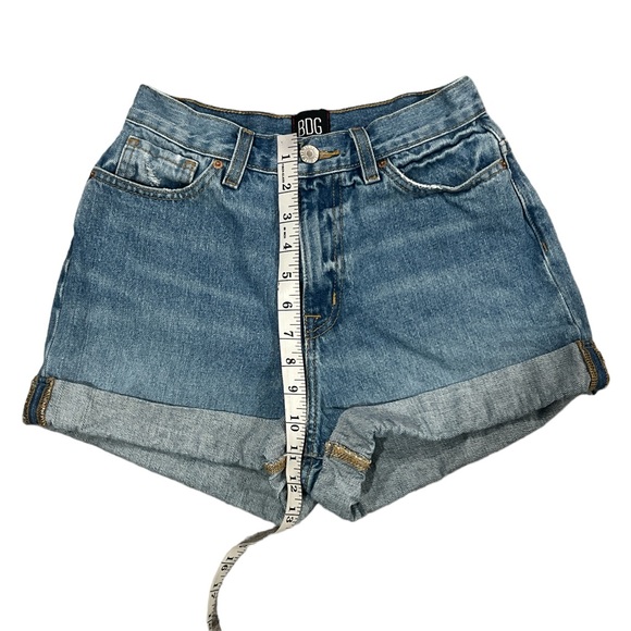 BDG Urban Outfitters Rolled Hem Womens Mom Shorts - Picture 5 of 8